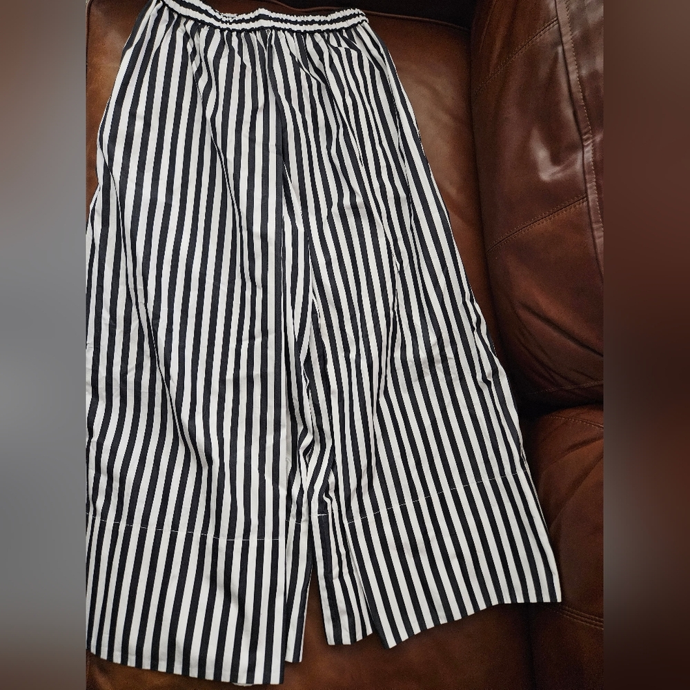 Rosetta Getty Striped Wide Legged Black and White Culottes Size 4 - Picture 4 of 8